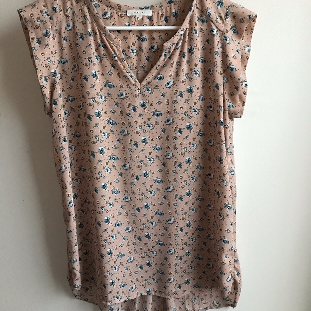 Light Peach Floral Blouse with Pleated Back